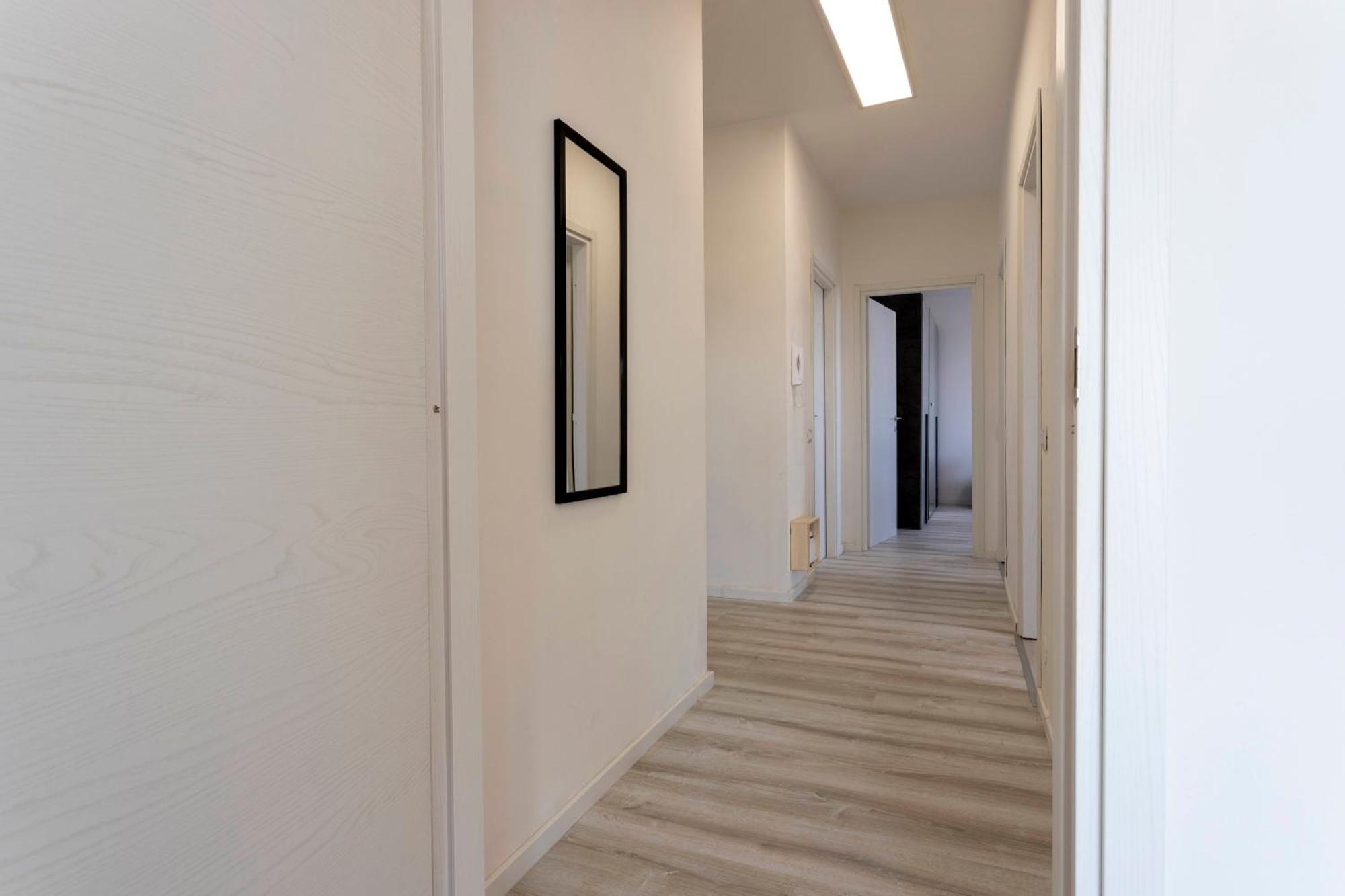 Mountain View Apartment Novara Buitenkant foto